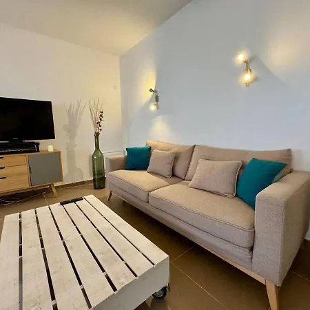 Apartment Valras-loc - Douceur De Vivre A Deux Pas De La Valras-Plage